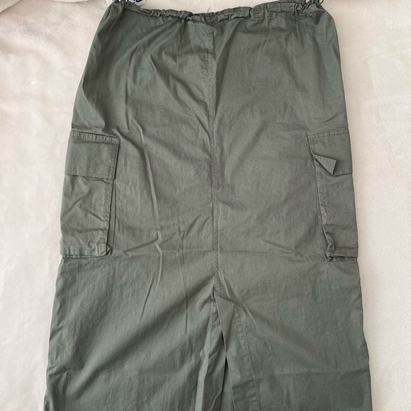 green cargo maxi skirt - Picture 2 of 8